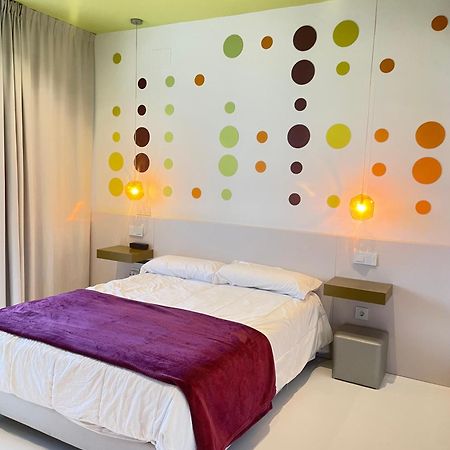 Lahola Glam Suites Torremolinos Ngoại thất bức ảnh