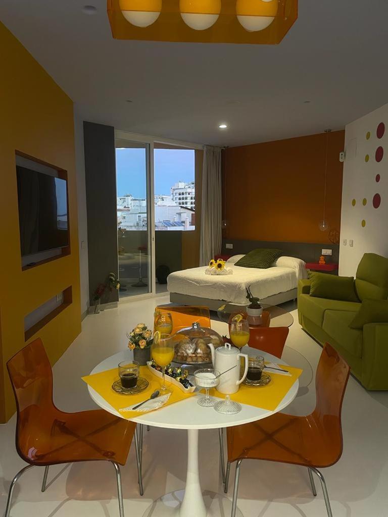 Lahola Glam Suites Torremolinos Ngoại thất bức ảnh
