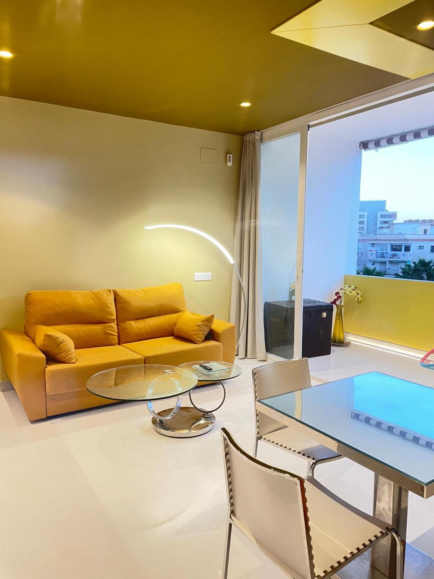 Lahola Glam Suites Torremolinos Ngoại thất bức ảnh
