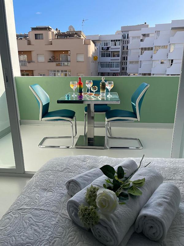 Lahola Glam Suites Torremolinos Ngoại thất bức ảnh