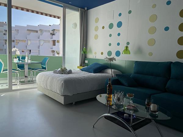 Lahola Glam Suites Torremolinos Ngoại thất bức ảnh