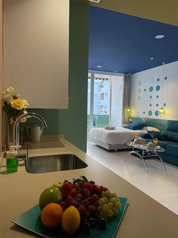 Lahola Glam Suites Torremolinos Ngoại thất bức ảnh