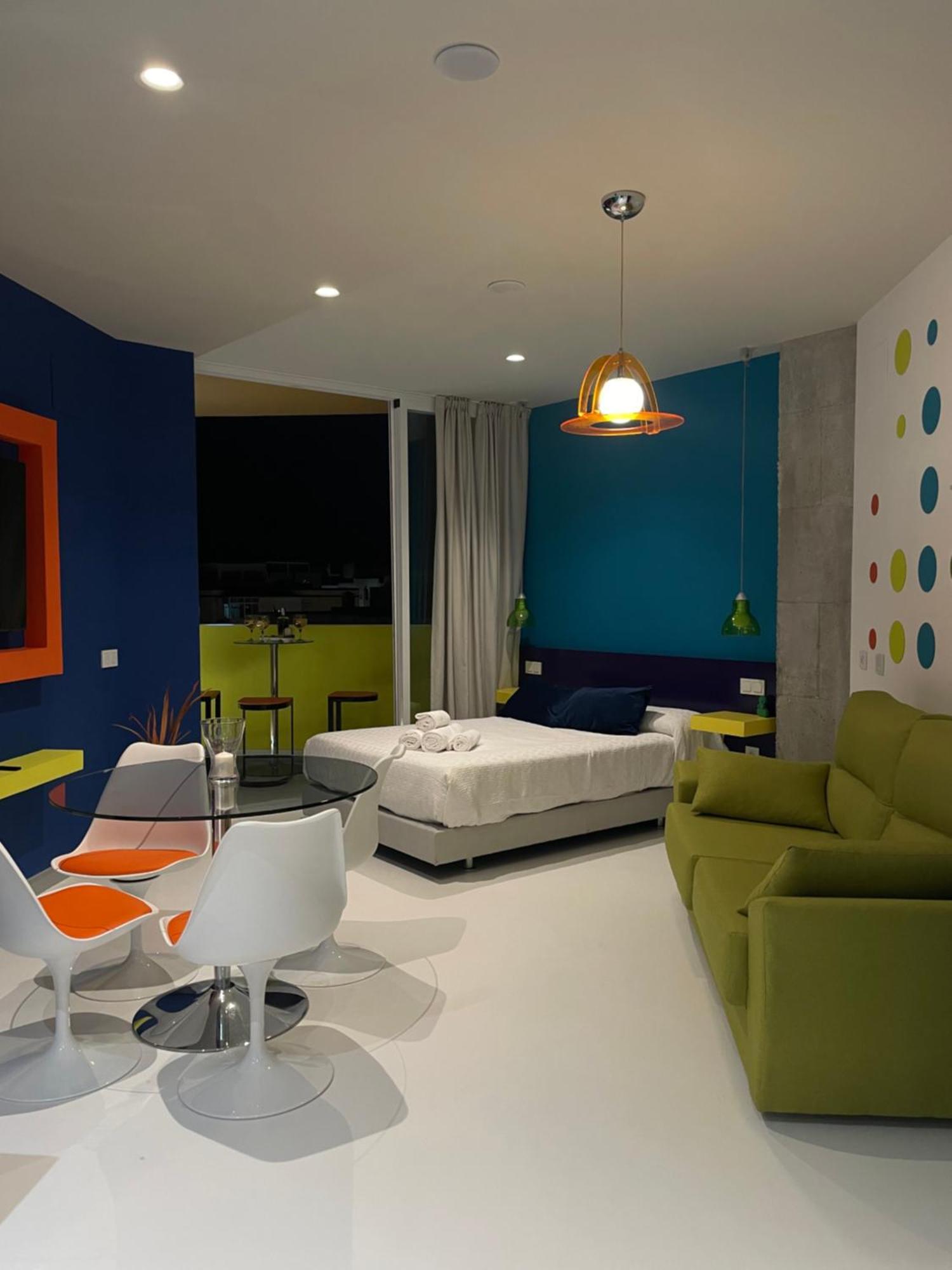 Lahola Glam Suites Torremolinos Ngoại thất bức ảnh